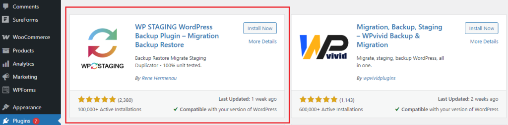 Página de plugins do WordPress, com os plugins WP STAGING e WPvivid Backup & Migration, além de avaliações e estatísticas de instalação.