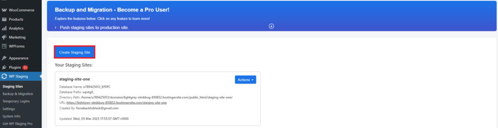 Painel do WP Staging, destacando o botão “Criar site de staging” em vermelho, com opções de backup e migração.