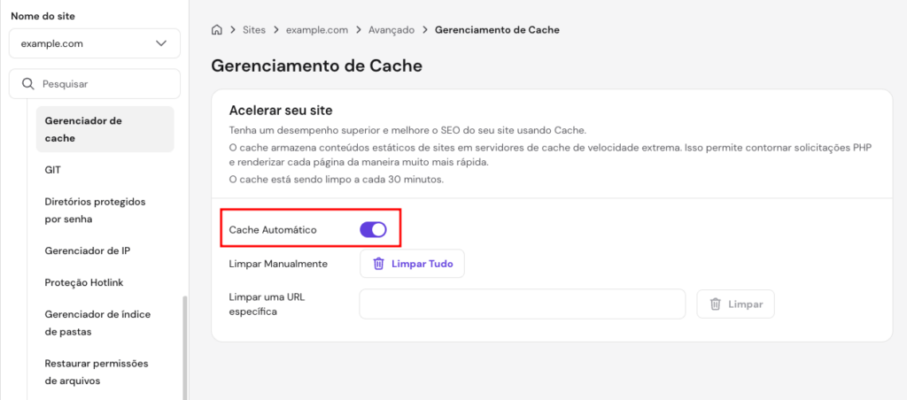 Um painel da Hostinger com o Cache Manager, destacando o botão “Cache automático” e as opções para limpar o cache manualmente.