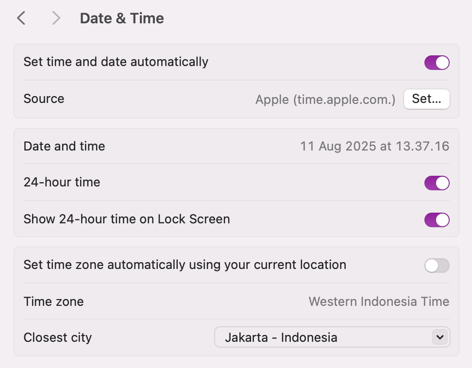 Das Menü „Datum & Uhrzeit“ von macOS
