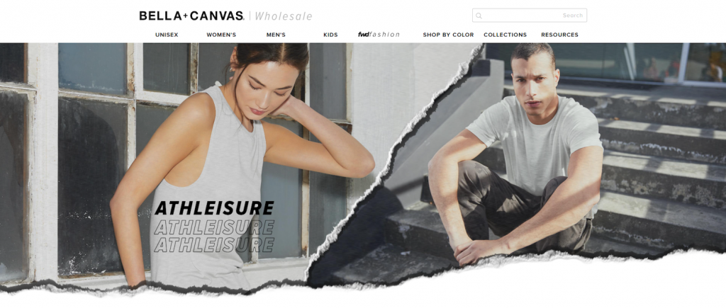 Eine Seite auf der Website von Bella + Canvas, auf der eine Frau und ein Mann in Athleisure-Kleidung zu sehen sind