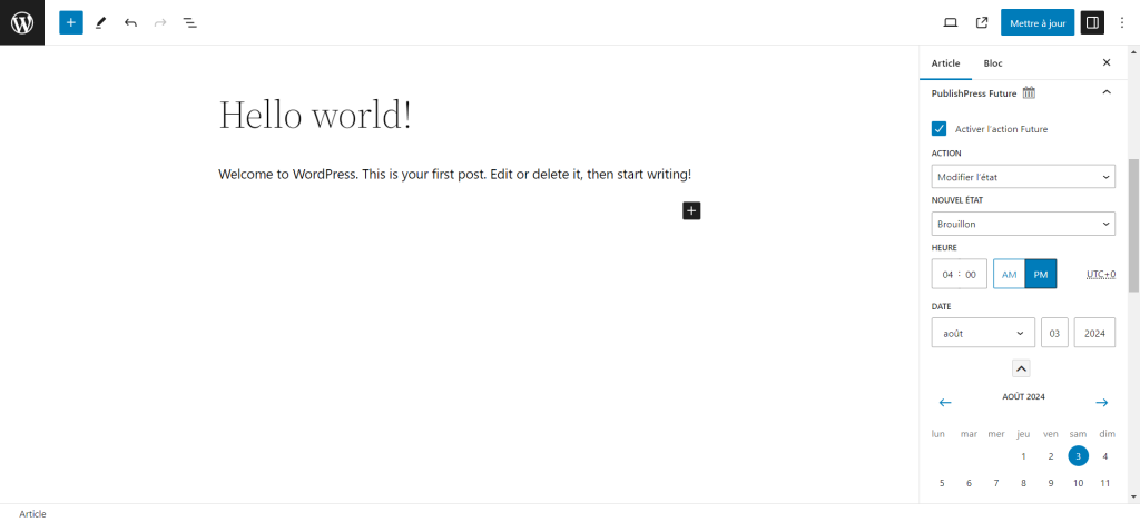 L'&eacute;diteur de blocs WordPress avec PublishPress Future dans le panneau des r&eacute;glages.