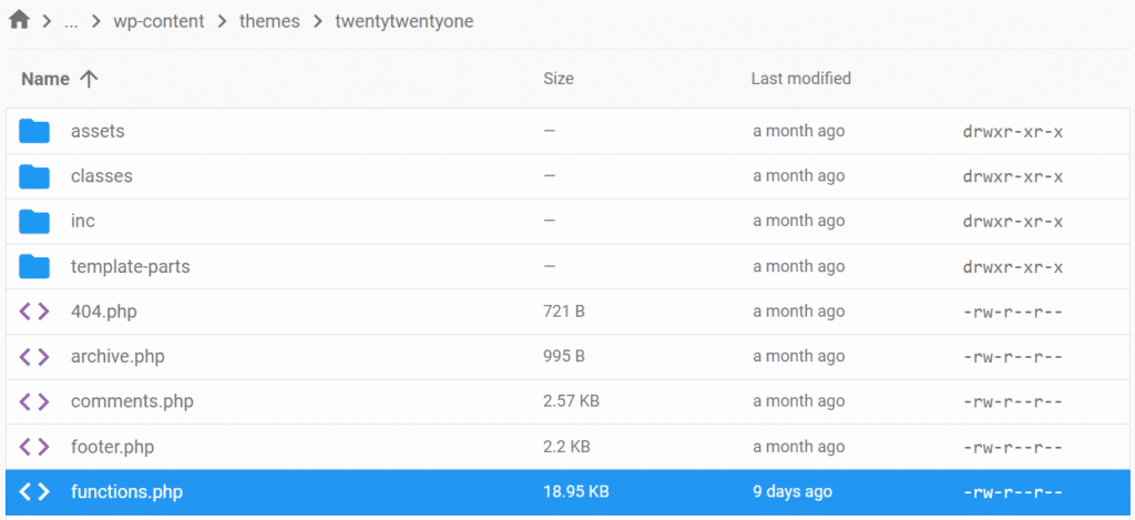 Il file manager di Hostinger mostra la directory del tema attivo