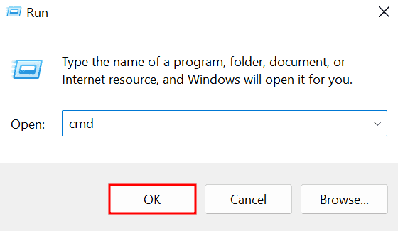 La finestra Esegui con cmd digitato nel campo e OK evidenziato