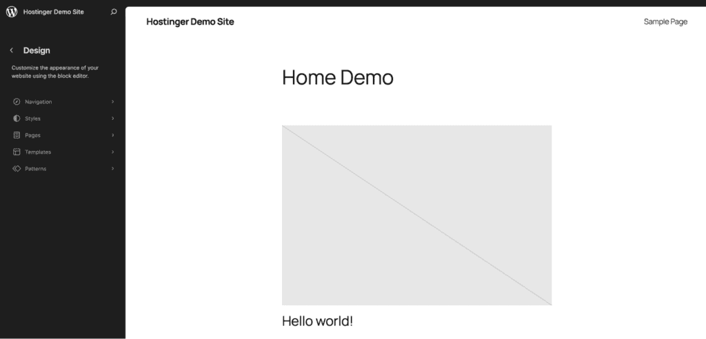 Editor del sito di WordPress che mostra l&rsquo;anteprima della homepage sulla destra e le opzioni di design nel pannello a sinistra